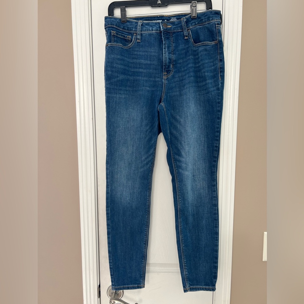 Old Navy High Rise Rockstar Super Skinny Jeans Size 12